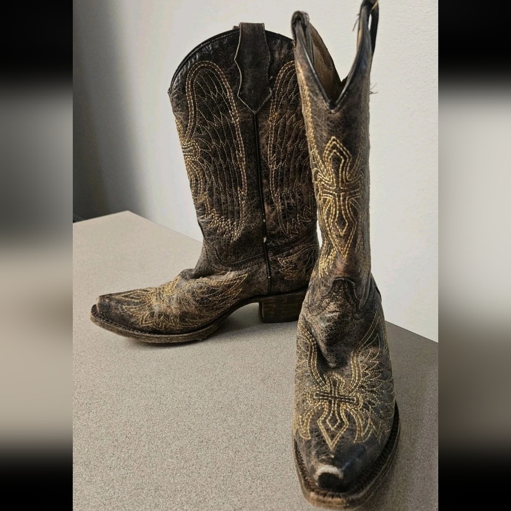 Corral Teen Cowgirl Wing and Cross Snip Toe Leather Boots Brown Bone Youth 3T